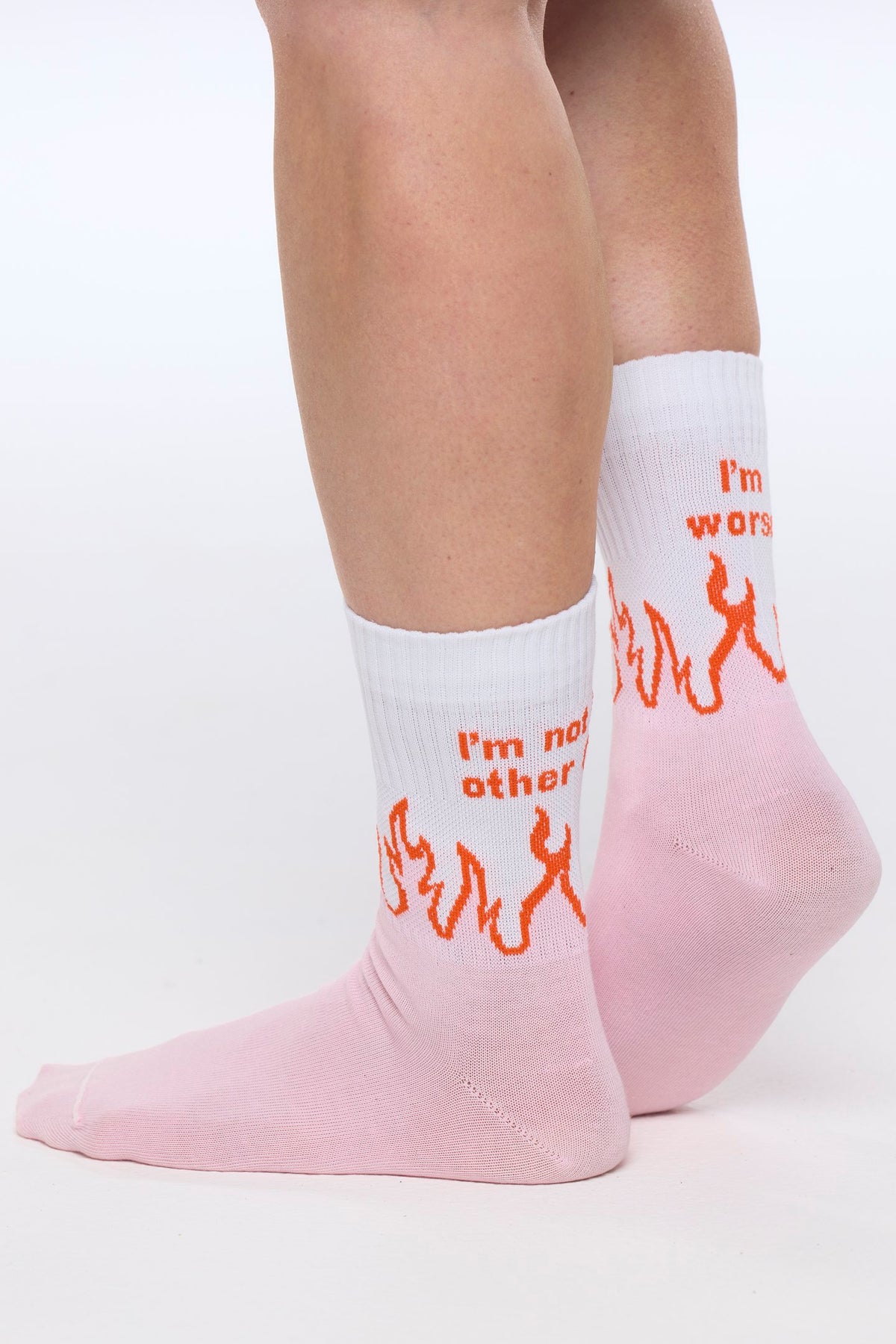 I'M NOT LIKE OTHER GIRLS / I'M WORSE -luomupuuvillasukat