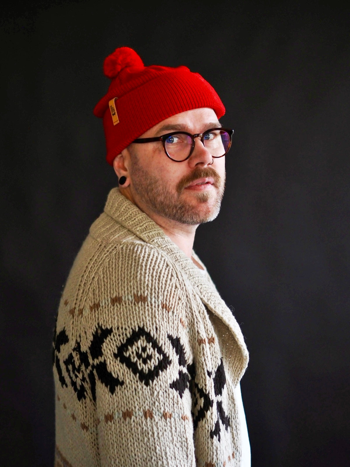 Tupsullinen merinopipo - Punainen