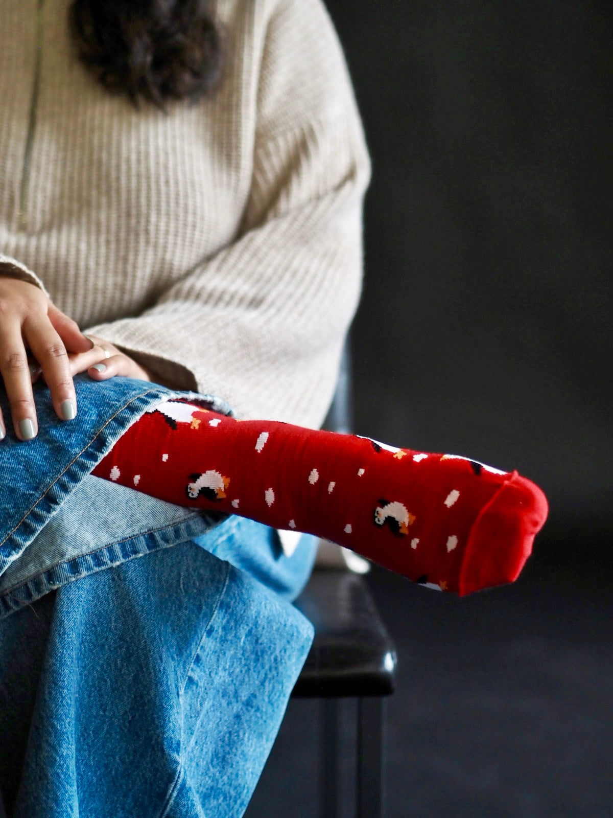 Pingviinien juhlat, ohuet merinovillasukat koko perheelle