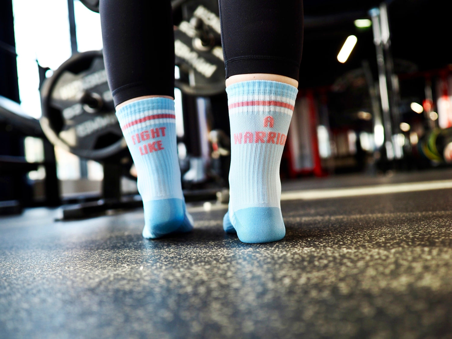 Fight like a warrior, vaaleansiniset urheilusukat