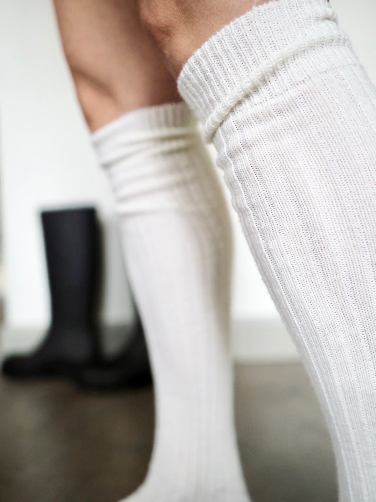 Halla, merinovillaiset polvisukat